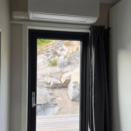Nyoppfort Bolig 3 Min Fra Stavern Sentrum